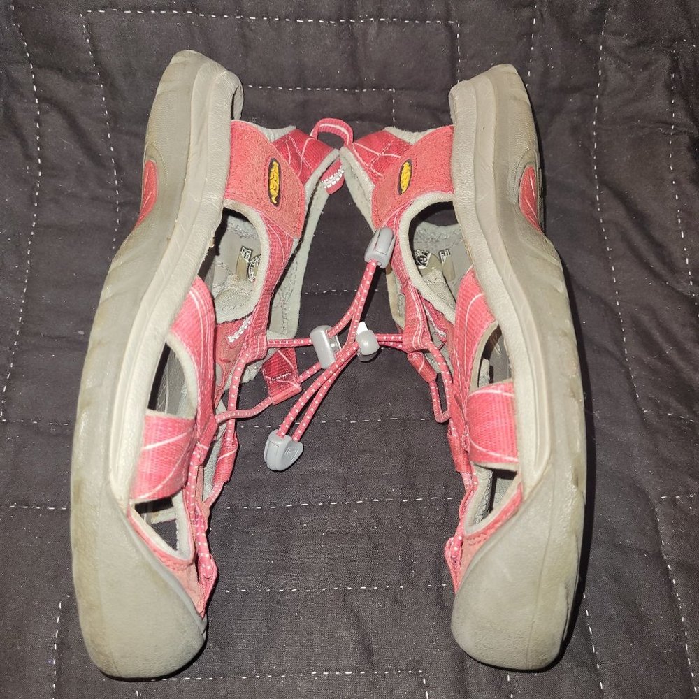 Keen Salmon Leather Strap Sandals Anatomical Bed Hiking Sports Women’s Size 6.5